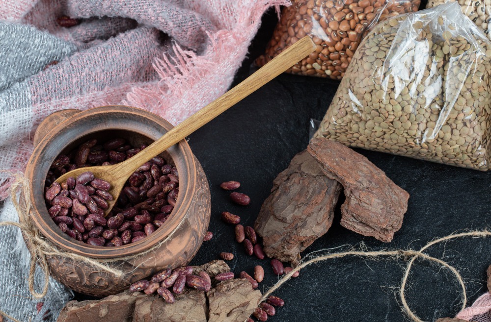 Locust Bean Gum in Food Manufacturing: Applications & Sourcing Considerations