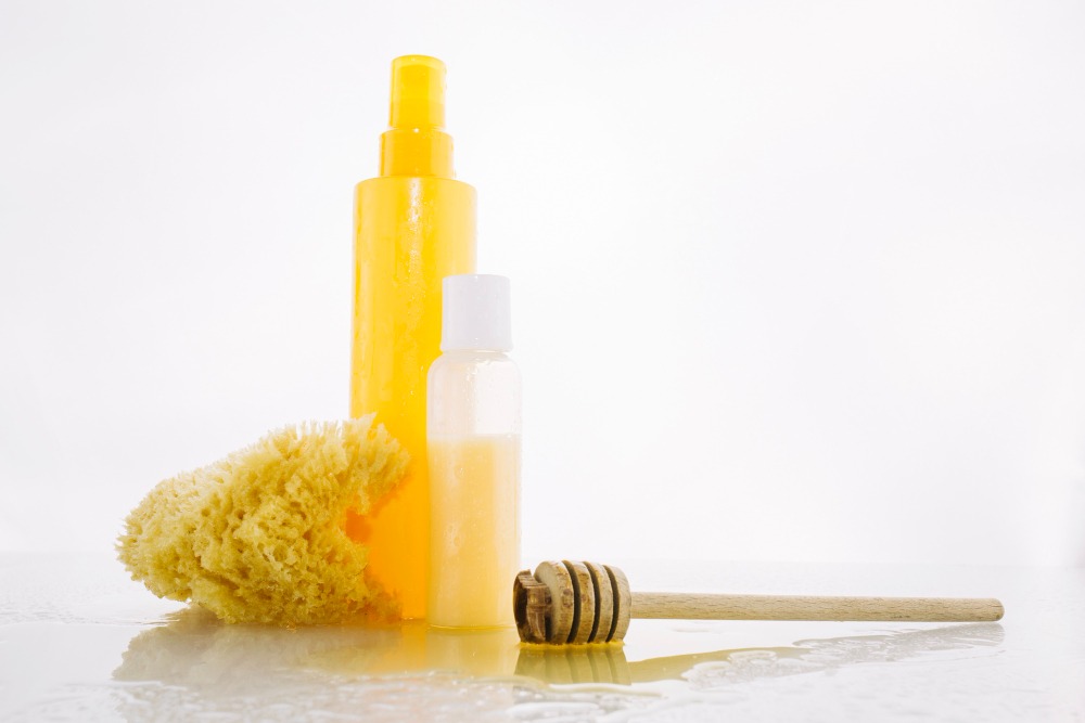 Humectants and Emollients: Building Better Skincare and Cosmetic Formulations