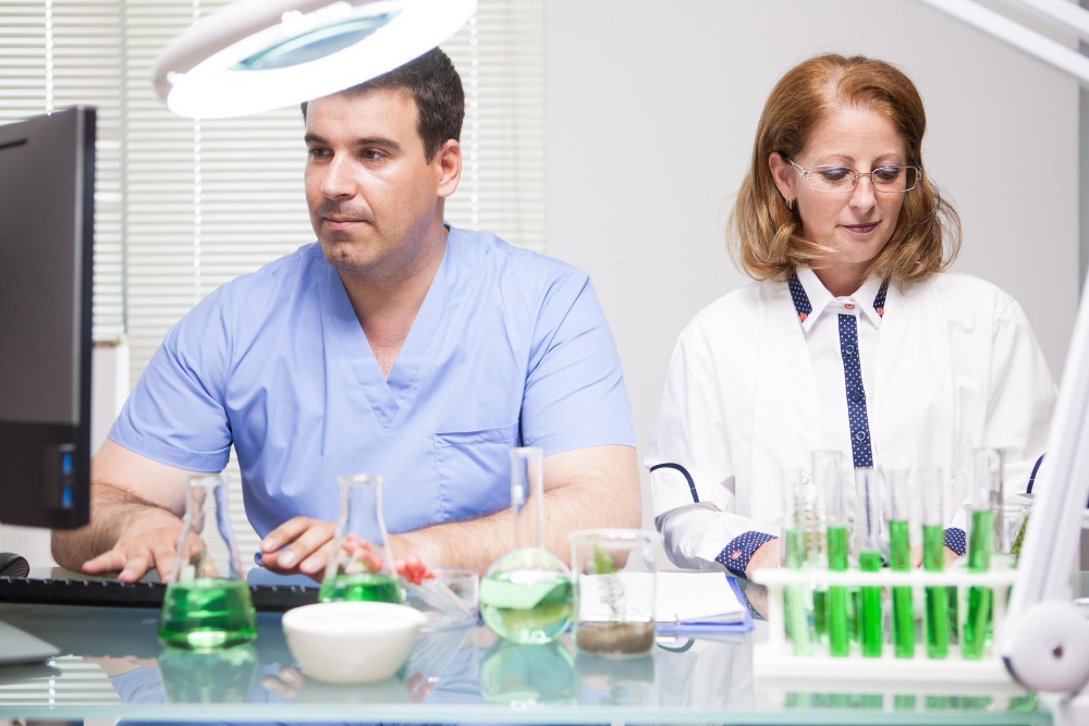 Methylene Chloride: Uses, Types, Products & How to Choose the Right Grade