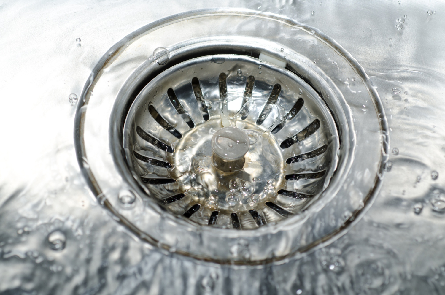 Soda Ash and Caustic Soda: Understanding Two Essential Industrial Chemicals