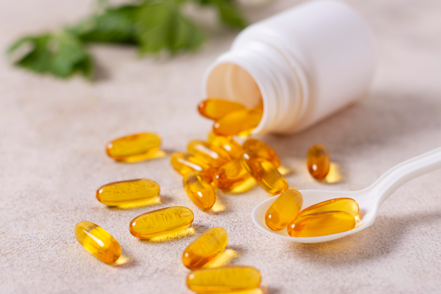 Titanium Dioxide in Supplements: FDA Guidelines, Safety Debate & Clean Label Alternatives
