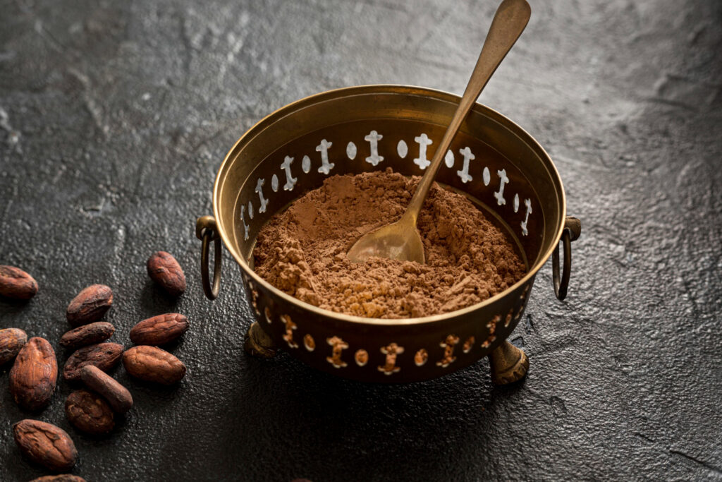 natural vs dutch cocoa powder