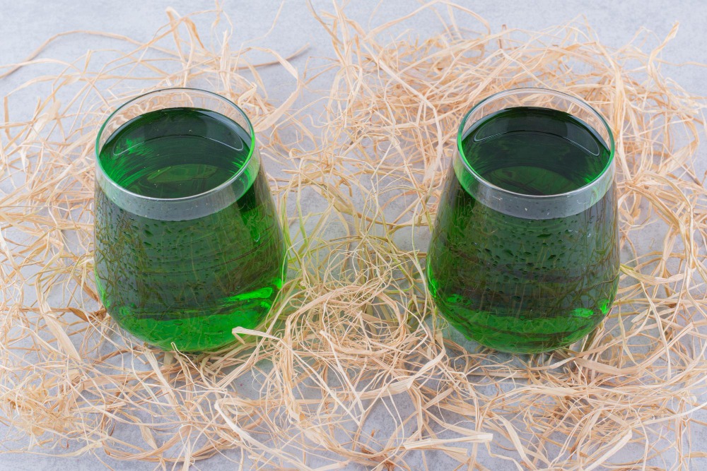 Chlorophyll vs Chloroform: Understanding the Chemical Differences and Industrial Roles