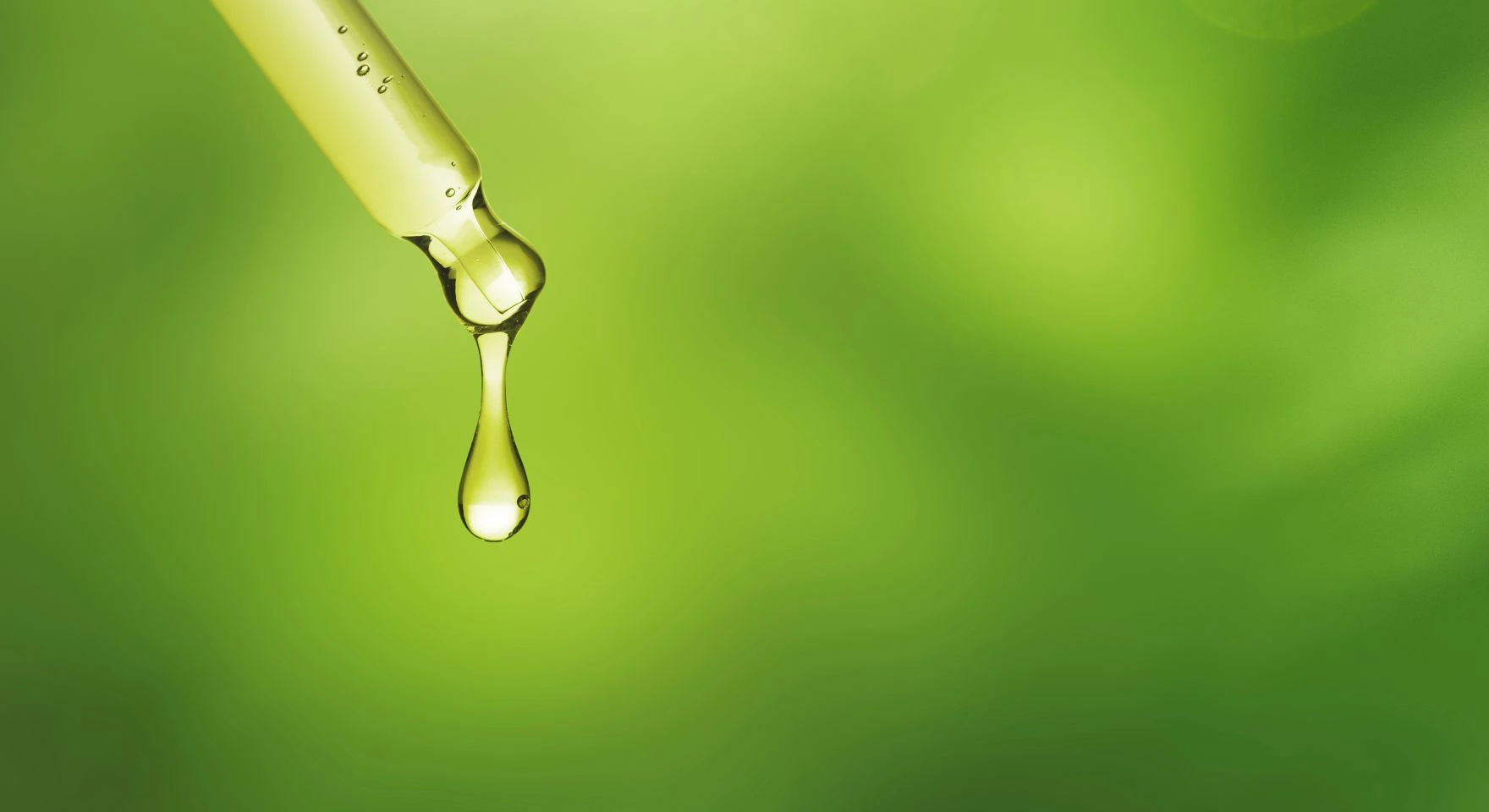 Vegetable Glycerin: Uses, Sources (Palm/Soy/Coconut) & Bulk Sourcing for Clean-Label Brands