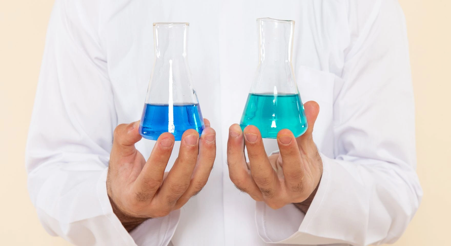 Glycerin vs Propylene Glycol vs Hyaluronic Acid: Humectant Comparison for Cosmetic Formulators